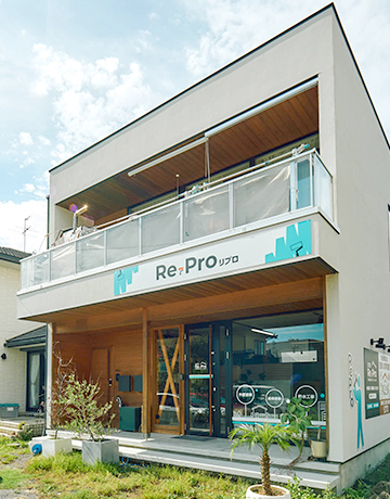 外壁塗装で家を美しく蘇らせ、大切なお客様の暮らしを守り､街に笑顔を増やしたい。それがリプロの願いです。
